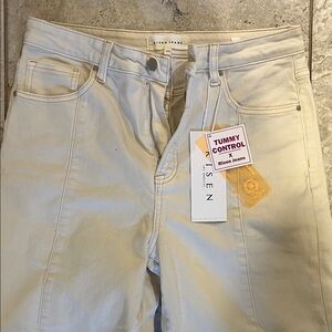 Risen Jeans Women's Cream High-Waisted Jeans